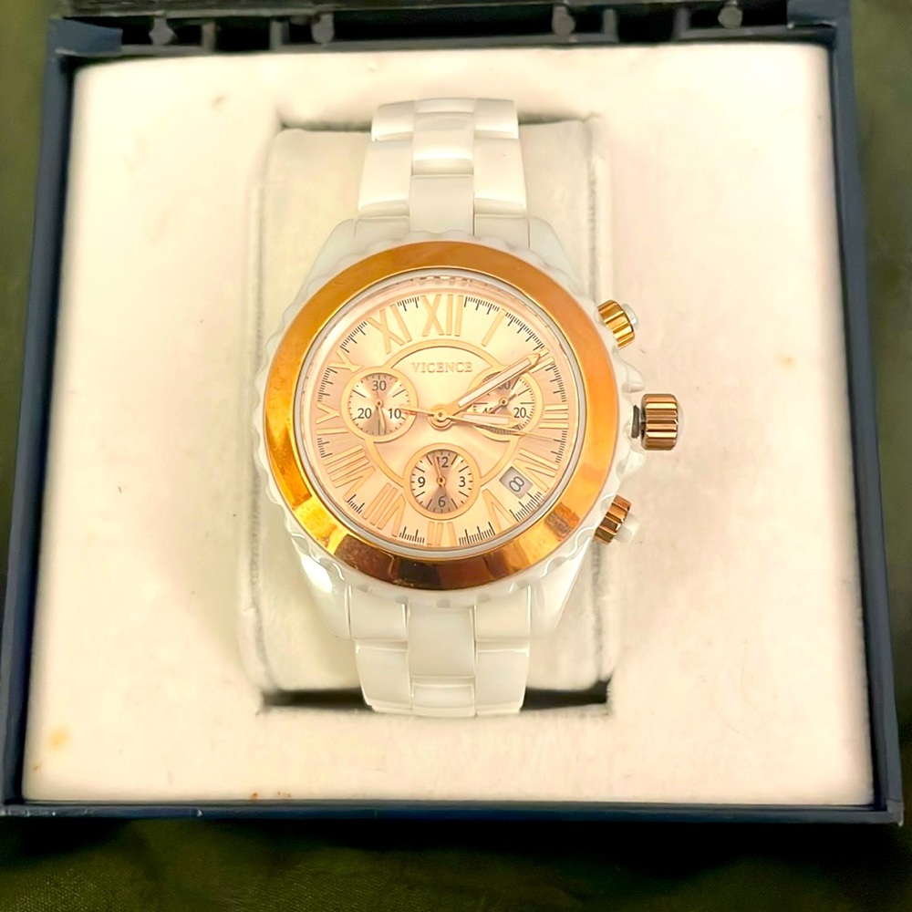 - Vicence White Ceramic chronograph watch 14K ROSE gold NEW ( damaged box)